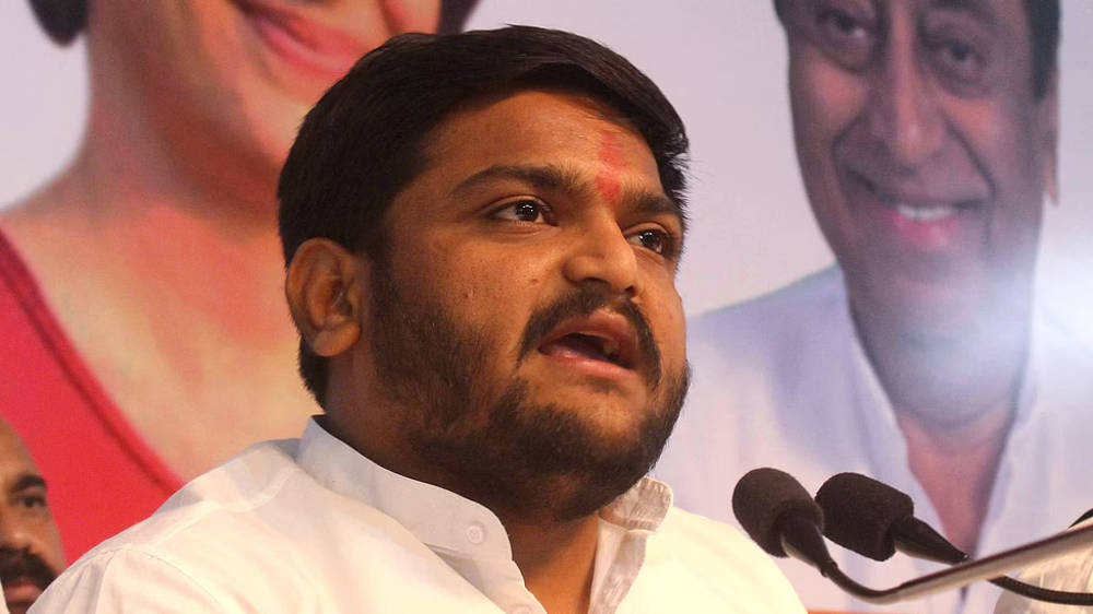 In poll booster, Hardik Patel set to join BJP