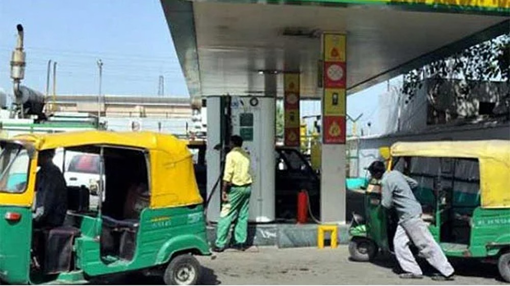 CNG price hiked by Rs 2 per kg; rates up by Rs 19.60/kg in two months