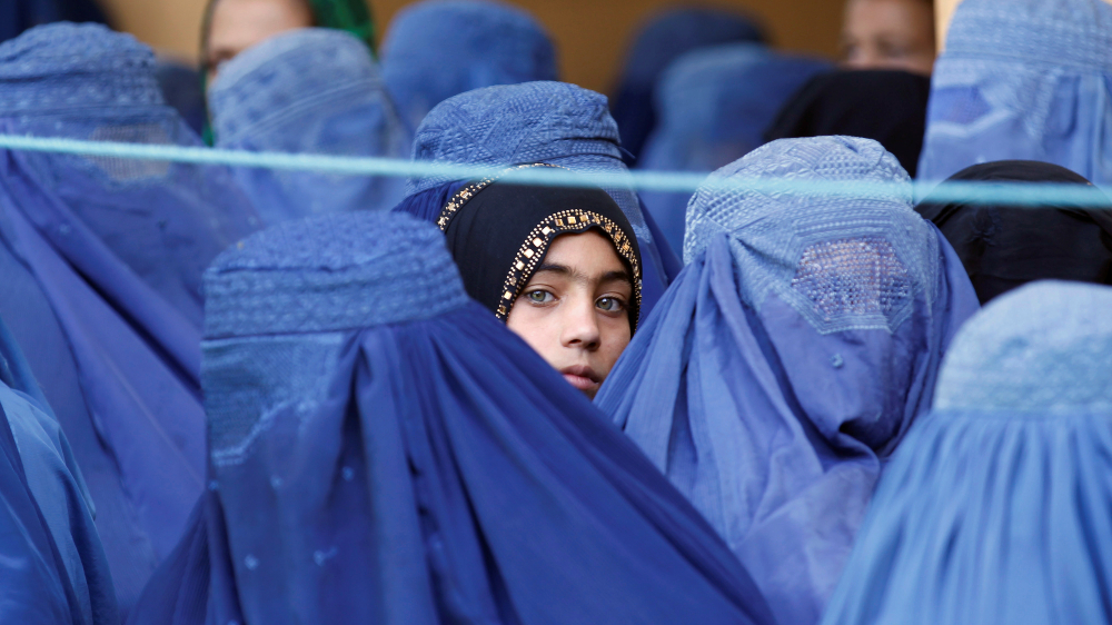 Taliban stops issuing driving licence to women