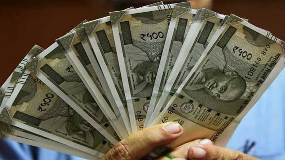 Family returns Rs 22K to man who fell unconscious on Avadi road