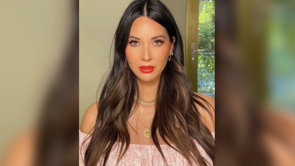 Olivia Munn laments breastfeeding struggles amid formula shortage