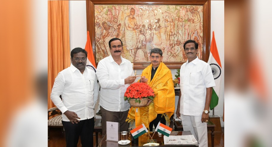 PMK Prez Anbumani Ramadoss meets Governor RN Ravi PMK Prez Anbumani Ramadoss meets Governor RN Ravi