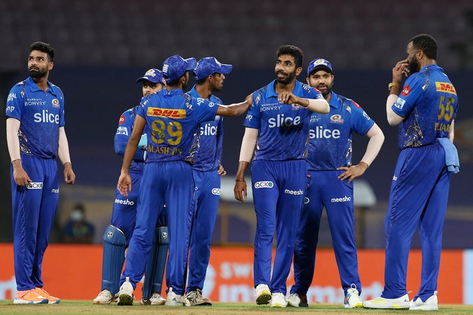 Bumrahs first ever 5 wicket haul helps MI limit KKR to 165/9