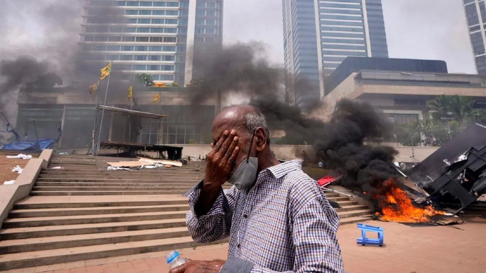 Death toll in Sri Lanka violence rises to 8; over 200 injured