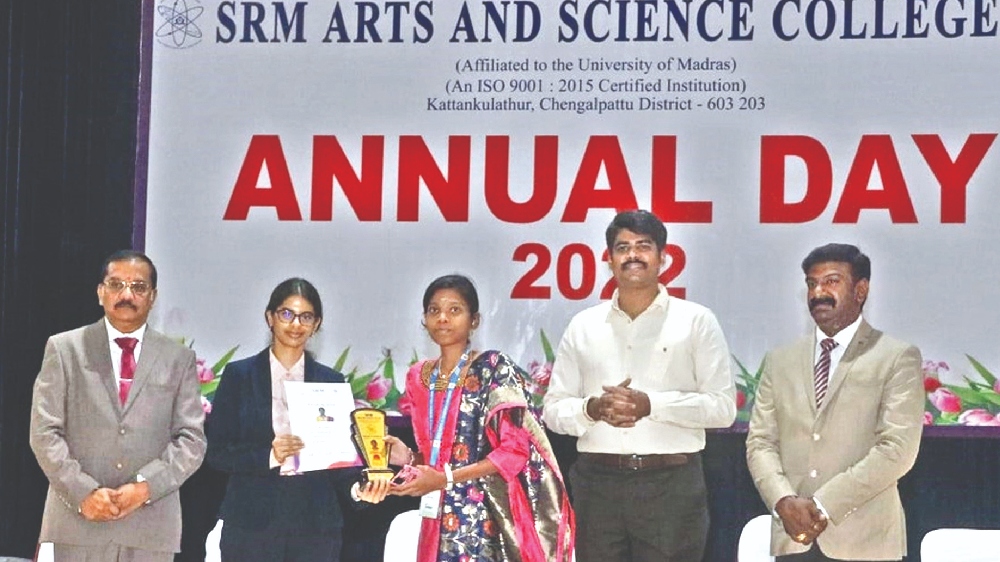 SRM Arts and Science College celebrates 28th annual day SRM Arts and Science College celebrates 28th annual day