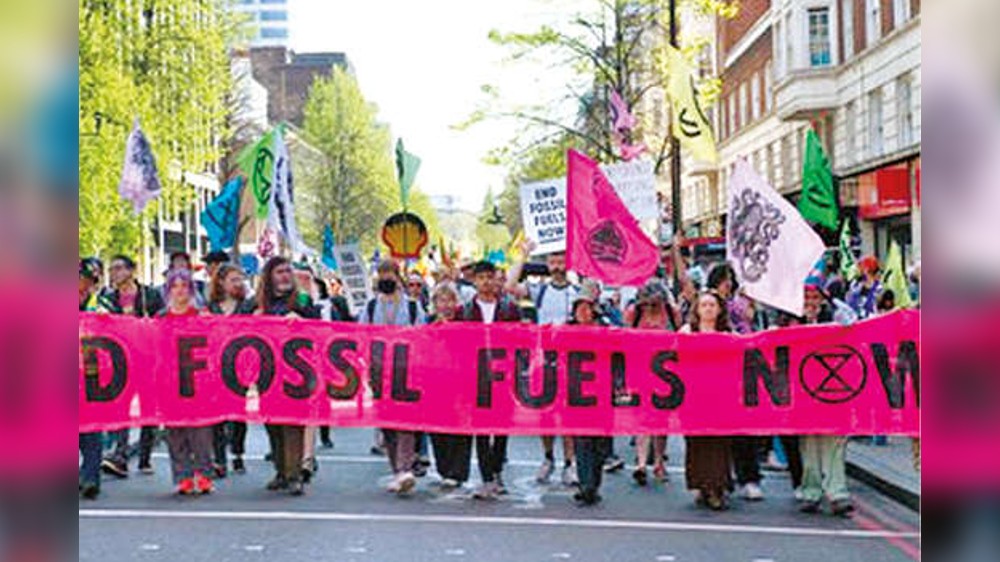 Global media concerns: Journalists should not become activists Global media concerns: Journalists should not become activists