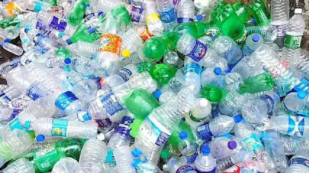 Vandalur Zoo introduces sticker system for plastic bottles
