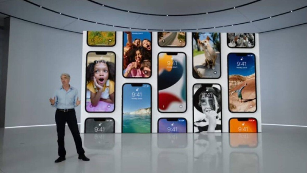 Apple adds option to pay later as developers await headset hints Apple adds option to pay later as developers await headset hints