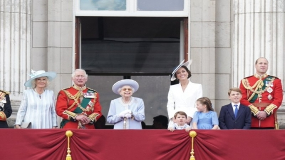 Queen Elizabeth won’t attend Friday’s Jubilee service Queen Elizabeth won’t attend Friday’s Jubilee service
