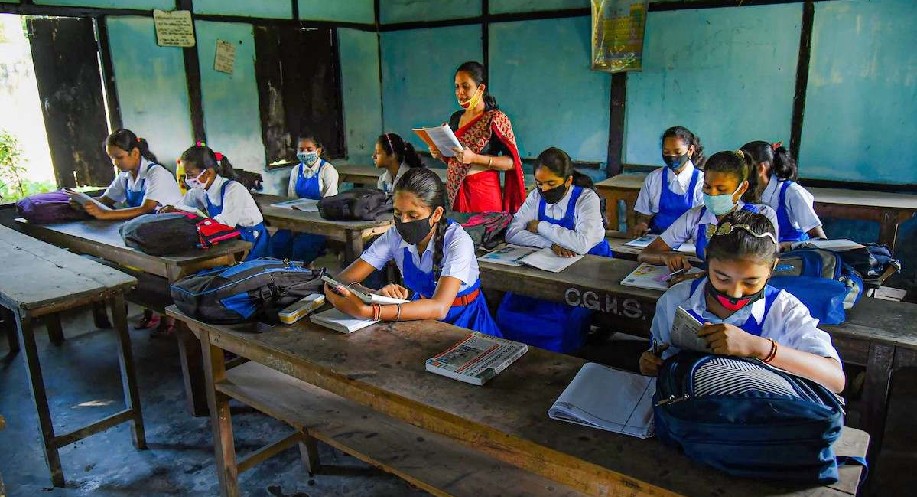 Parents rue lack of receipt for excess fee from pvt schools