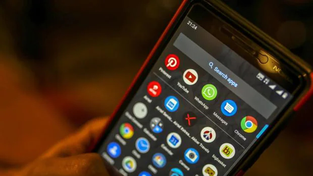 Govt proposes to amend social media rules; to set up grievance panel