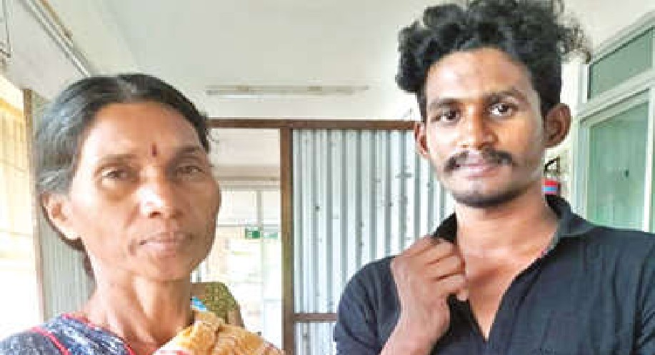 Cop donates blood, saves tribal woman