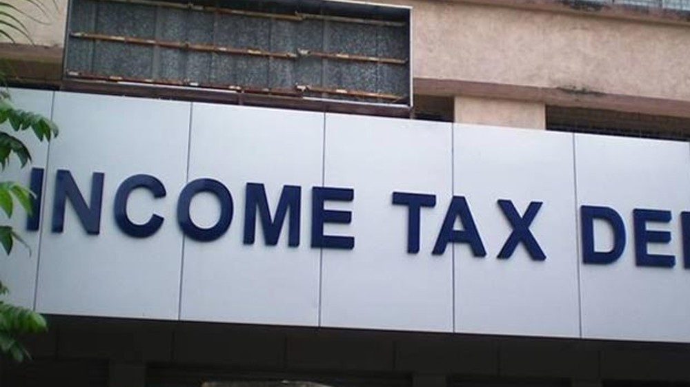 I-T raids well known chain of diagnostic labs