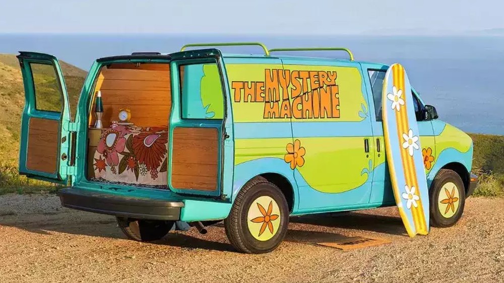 Remember Mystery Machine van from Scooby-Doo? Can Airbnb it now Remember Mystery Machine van from Scooby-Doo? Can Airbnb it now