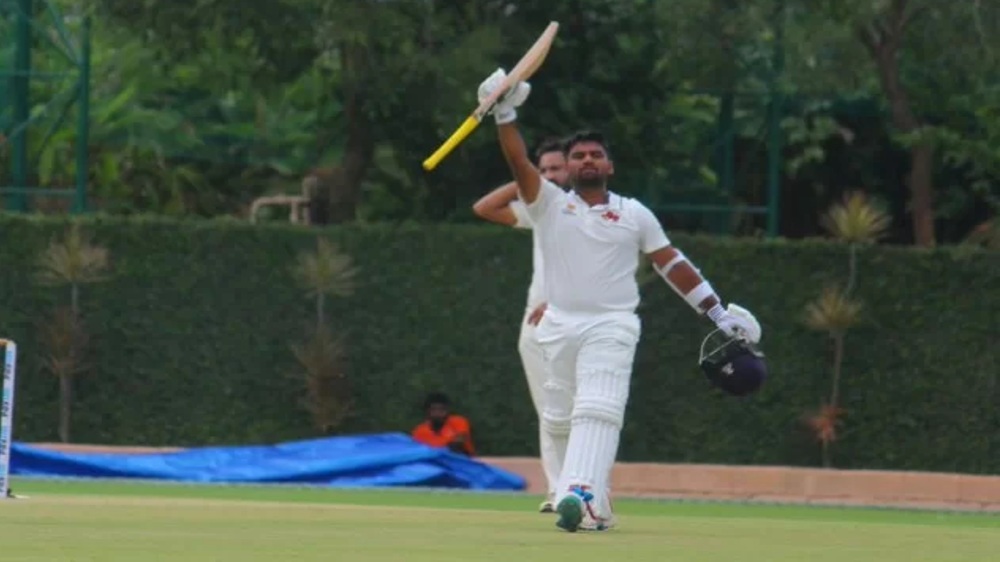 Parkar hits double ton as Mumbai declares at 647/8 against Uttarakhand