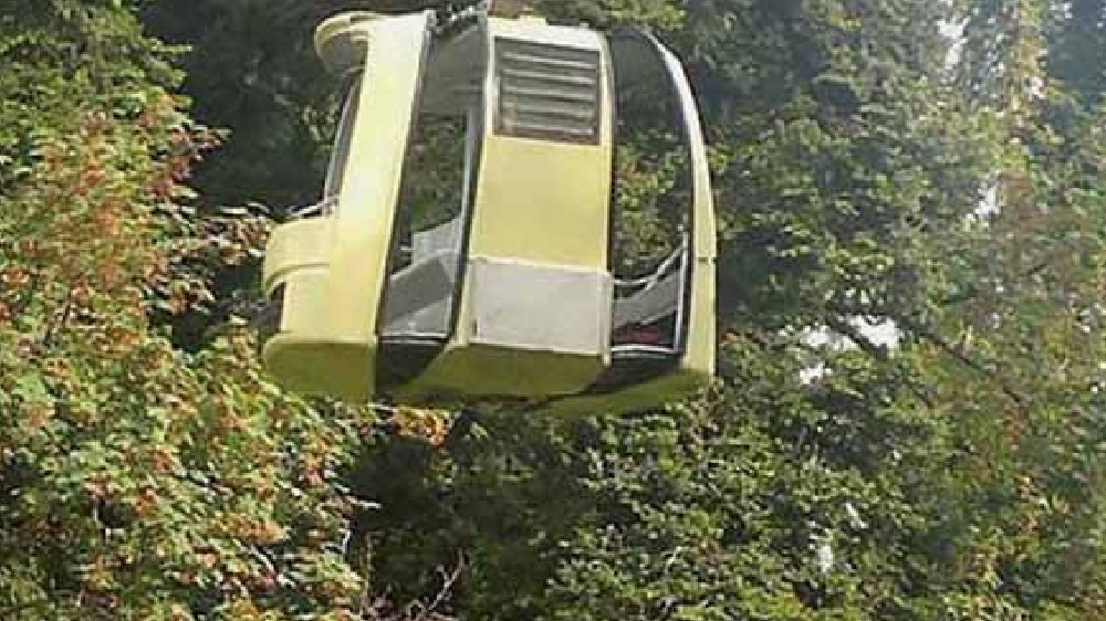 Cable car with 11 onboard gets stuck mid-air in Parwanoo, all rescued Cable car with 11 onboard gets stuck mid-air in Parwanoo, all rescued