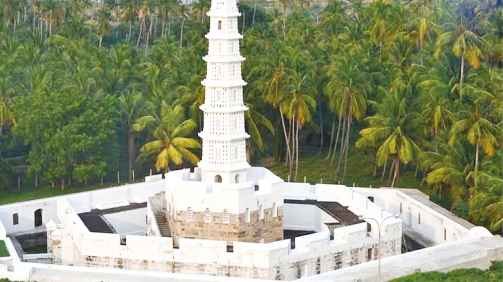 Historical Manora a hit among visitors from across country