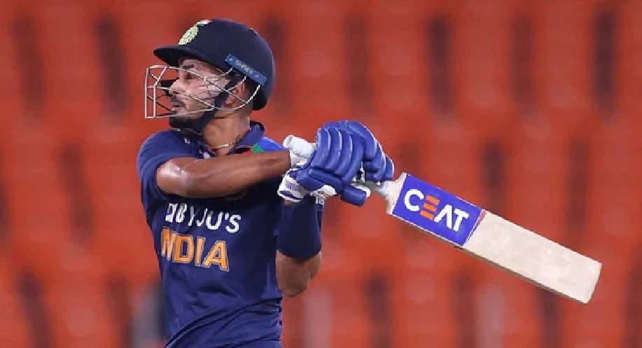 Shreyas defends bizarre batting order in 2nd T20I