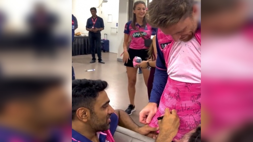 Jos Buttler carries a ‘t-shirt load’ of autographs back home