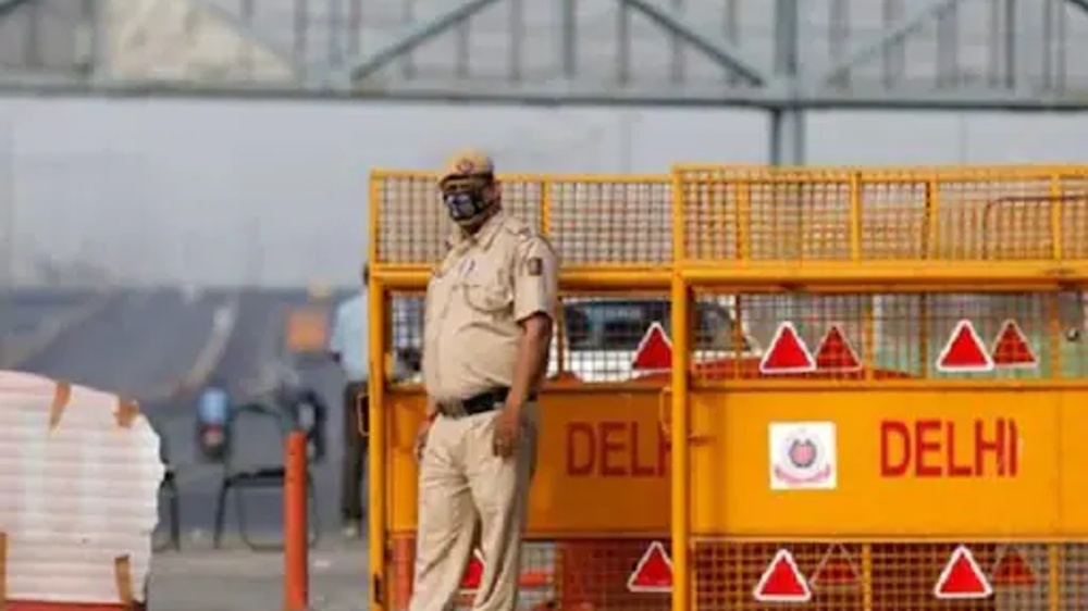 Heavy barricading in Delhi ahead of Rahuls appearance before ED