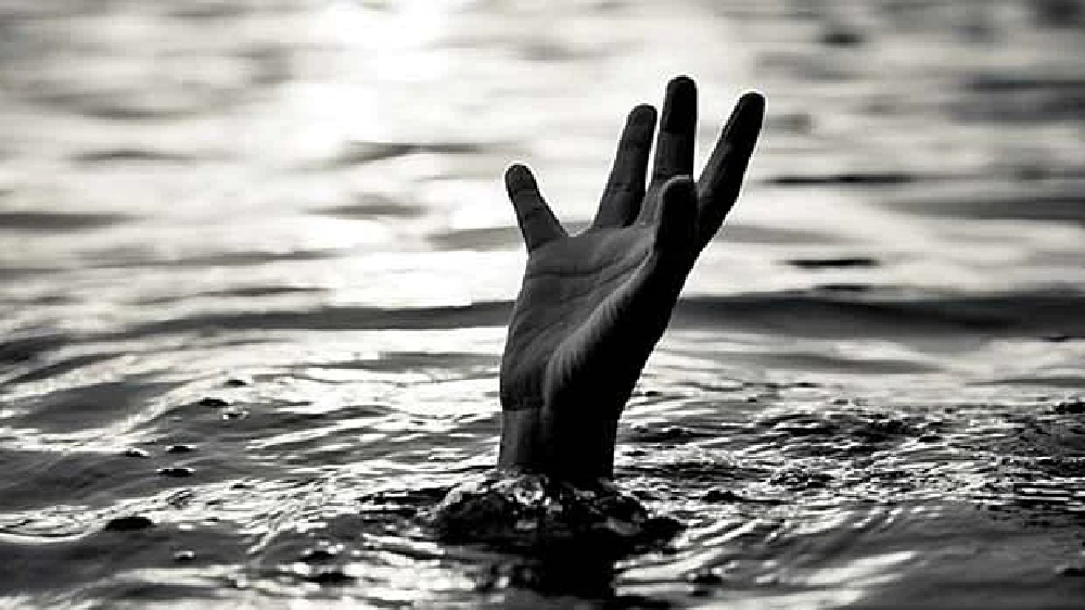 Boy attempts swimming with thermocol, drowns in Mangadu stone quarry