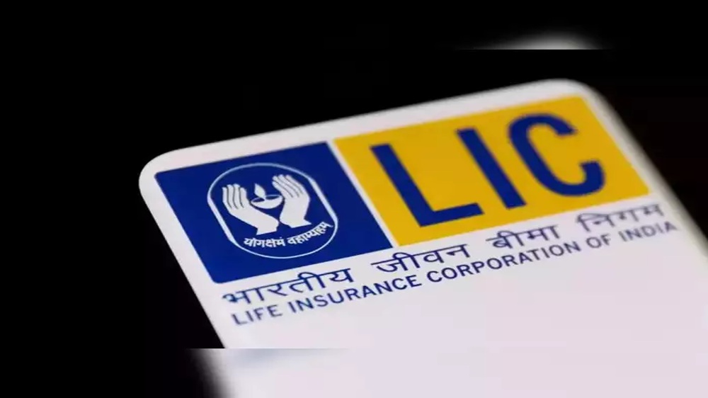 LIC shares hit new low, market cap slips below Rs 5 lakh cr