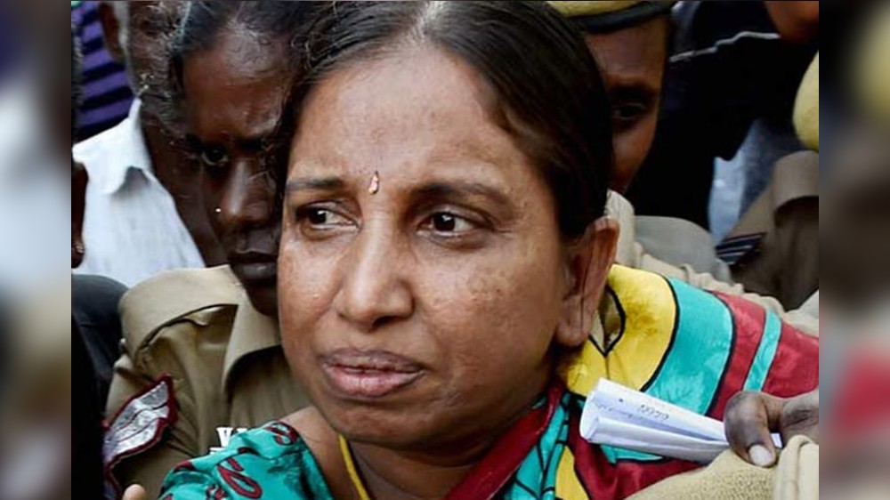 Nalini moves HC seeking parole for husband Murugan