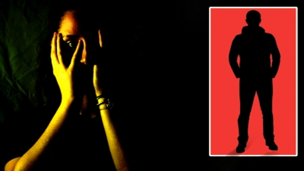 Railway staffers filmed gang rape in moving train in Karachi Railway staffers filmed gang rape in moving train in Karachi