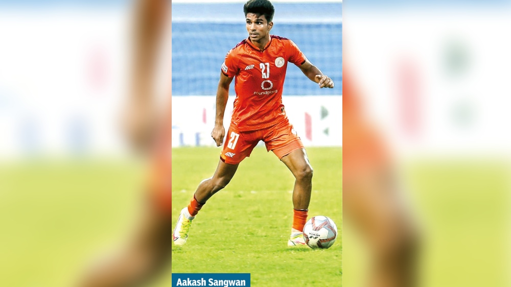 CFC signs Aakash Sangwan and Sajal Bag