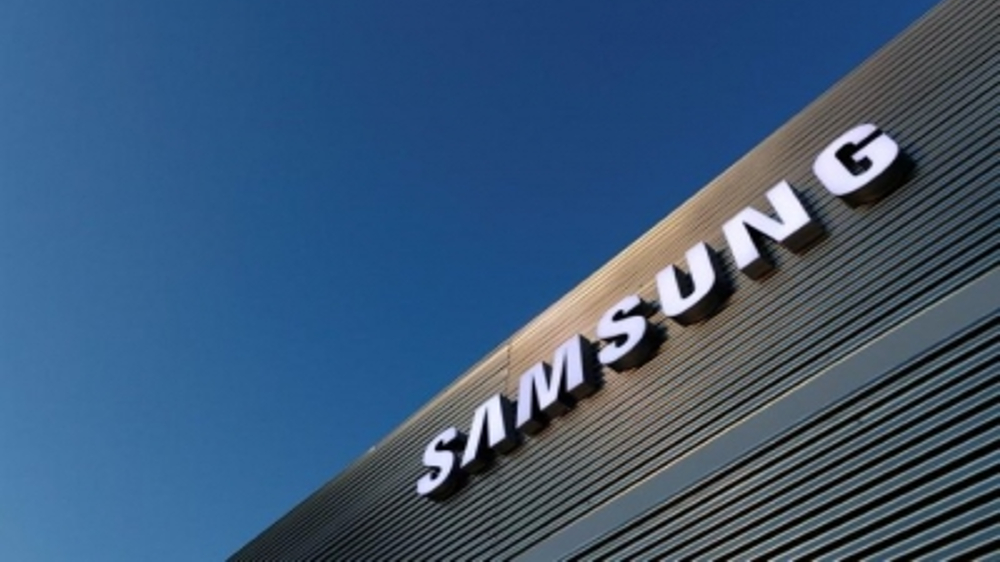 Samsung to supply OLED panels to BMW for high-end sedan