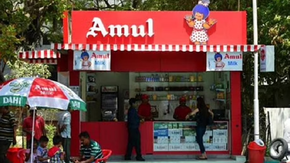 Amul urges Modi to delay plastic straw ban Amul urges Modi to delay plastic straw ban