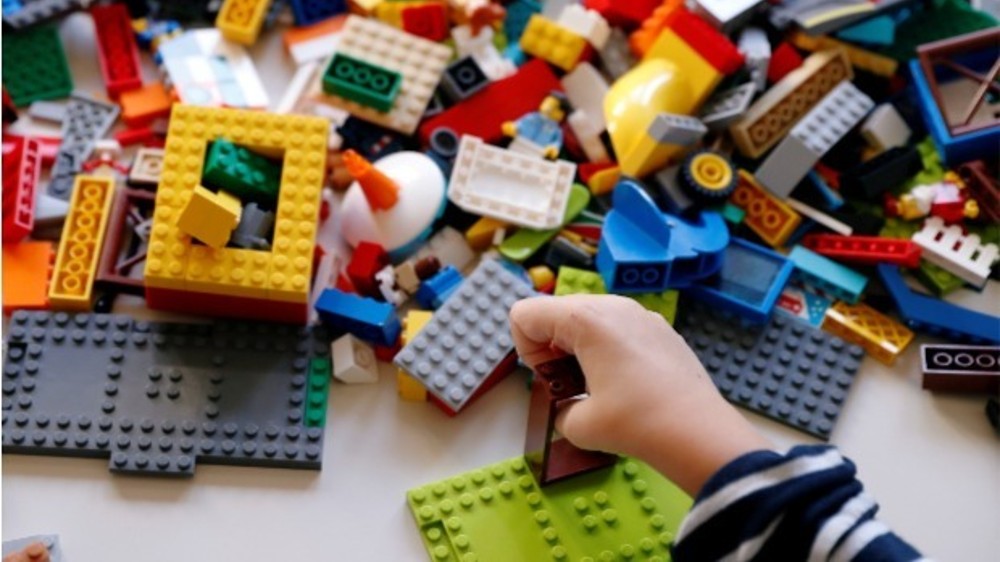 Reliance Brands to buy 40% in toymaker Plastic Legno SPA, signs JV Reliance Brands to buy 40% in toymaker Plastic Legno SPA, signs JV