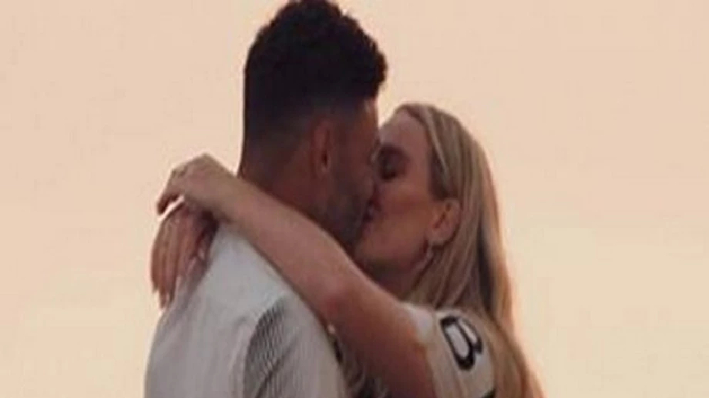 Little Mix singer Perrie Edwards engaged to Alex Oxlade-Chamberlain Little Mix singer Perrie Edwards engaged to Alex Oxlade-Chamberlain