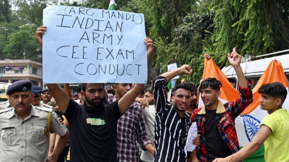 ‘Agnipath’ protests at 17 places in UP