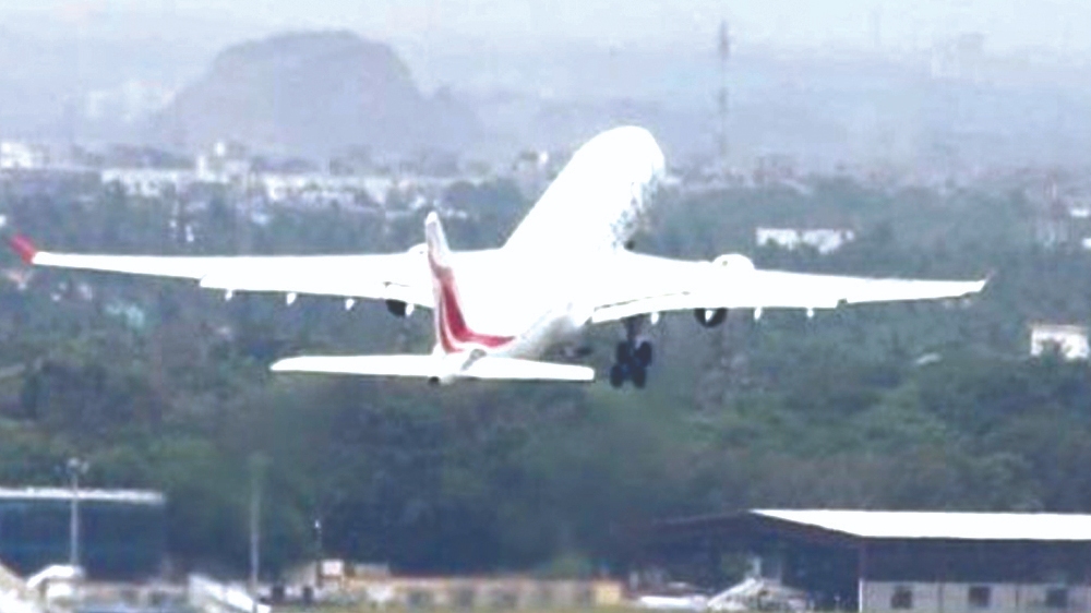 AAI plans to operate both runways at Chennai airport simultaneously AAI plans to operate both runways at Chennai airport simultaneously