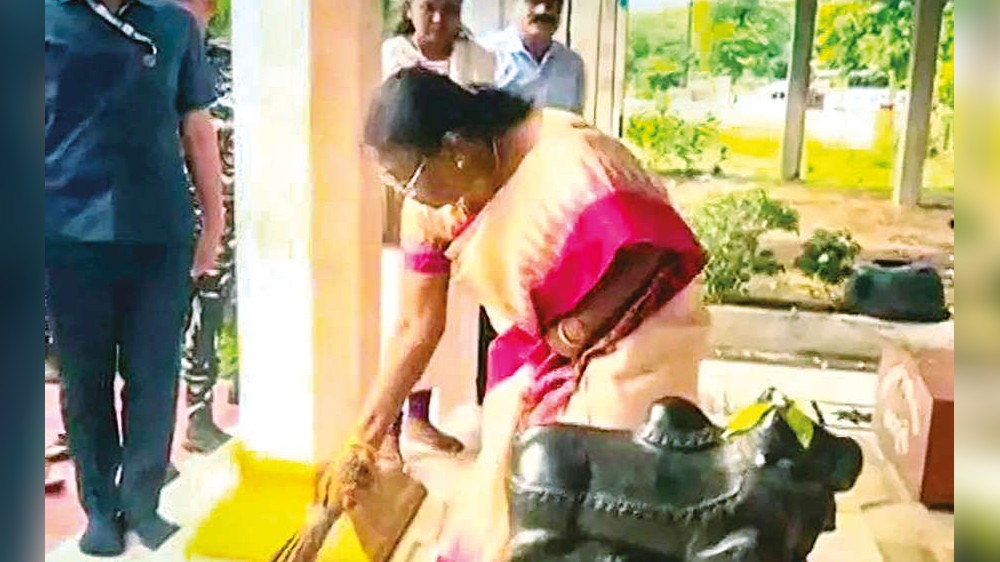 Prez poll boost for Murmu with BJD support