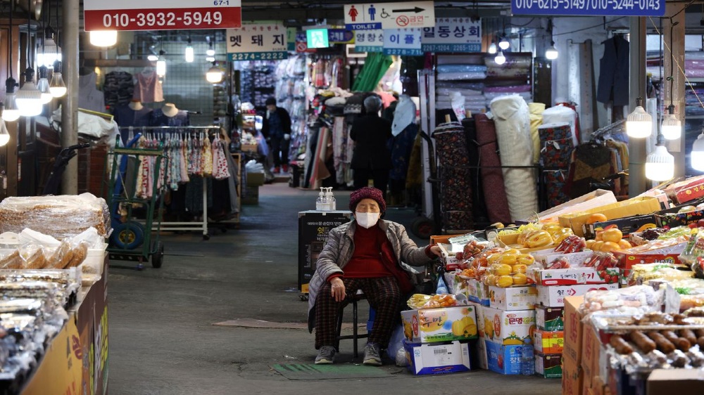 South Koreas inflation expected to hit 14-year high in 2022