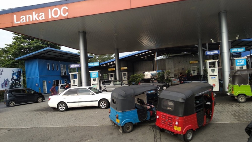 With no fuel to travel, SL declares two weeks’ WFH for govt staff