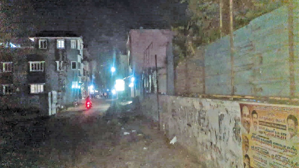 Frequent, prolonged power cuts irk residents