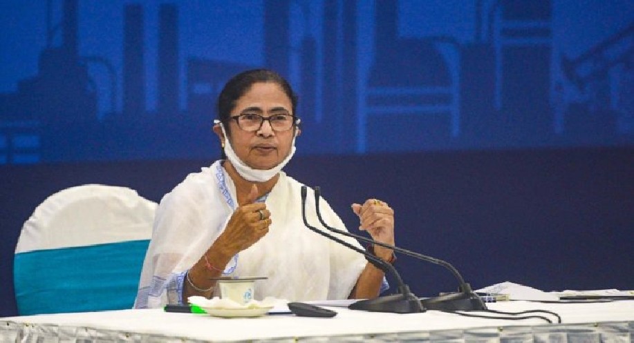 Mamata wishes SRK speedy recovery from Covid