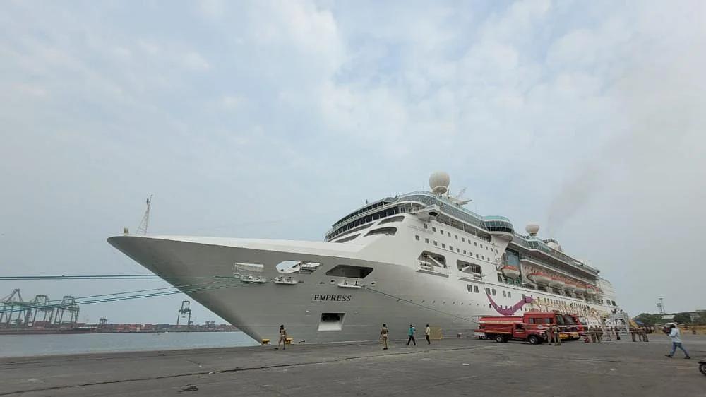 TNs luxury ship sent back by Puducherry govt
