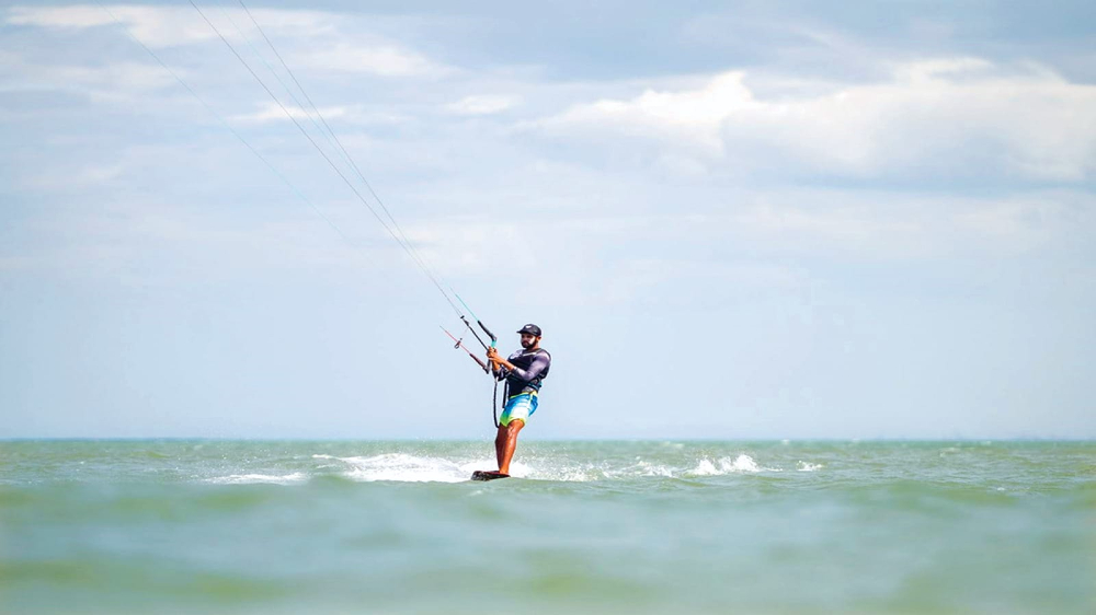 Dylan, Katya in lead at end of Day 2