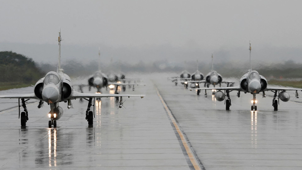 Pilot killed in US Navy fighter jet crash in California desert