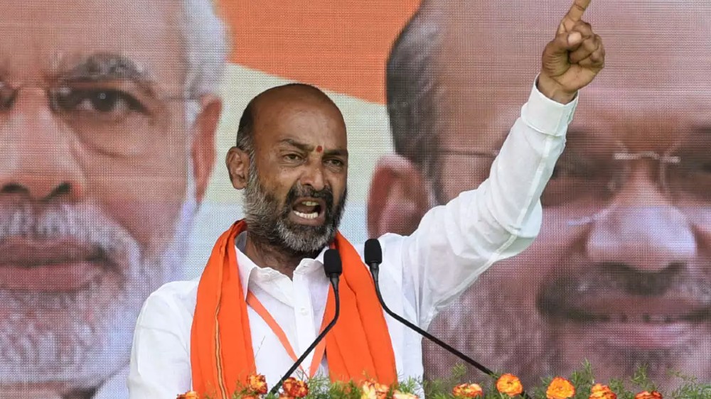 Telangana BJP chief demands CBI probe into Hyderabad gang-rape case Telangana BJP chief demands CBI probe into Hyderabad gang-rape case