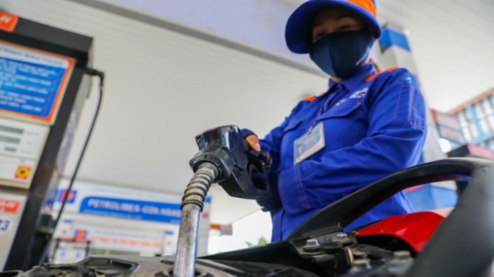Petrol prices in Vietnam spike for 12th time this yr