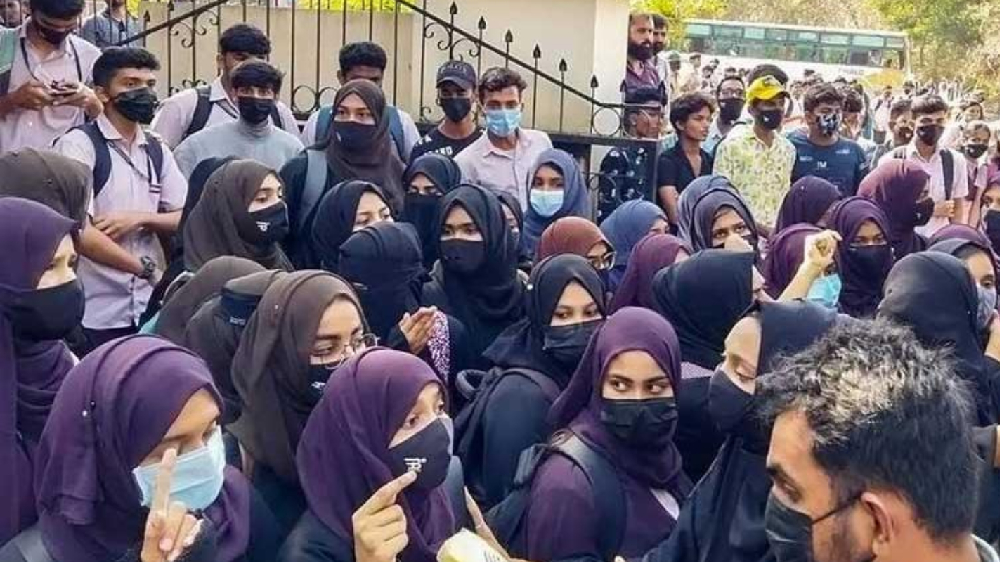 24 Ktaka students banned from attending classes for wearing hijab