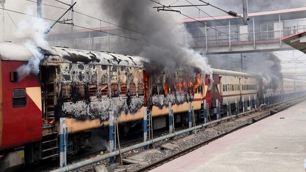 Security beefed up in several states amid Agnipath protests Security beefed up in several states amid Agnipath protests