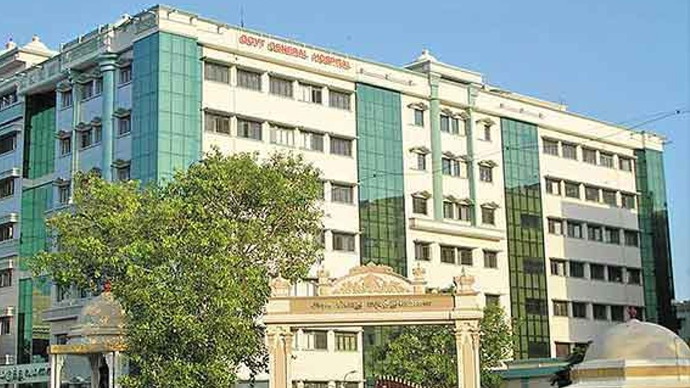 Civic body told to clean Amma Canteen on RGGGH premises