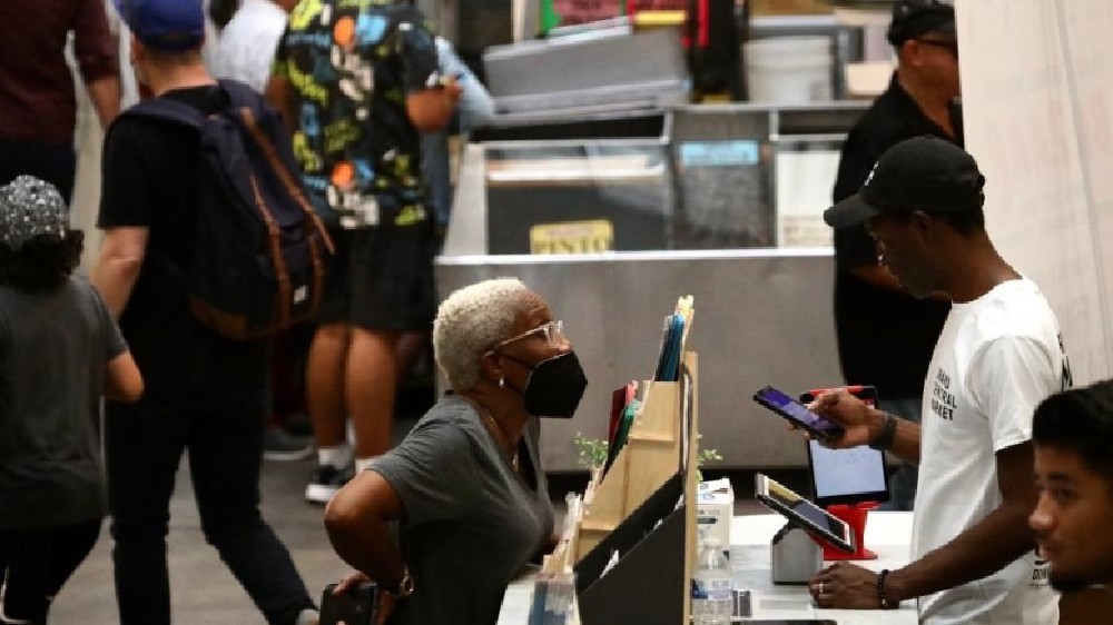 Los Angeles drops plans to reimpose indoor mask mandates