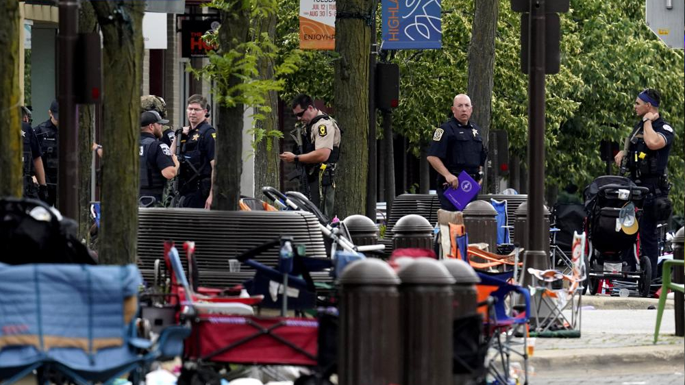Suspect in custody after July 4 parade shooting in Chicago